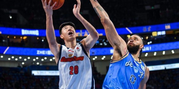 九游娱乐app下载-北京男篮88-73战胜广东晋级四强，半决赛对阵上海 杜锋直言没遗憾