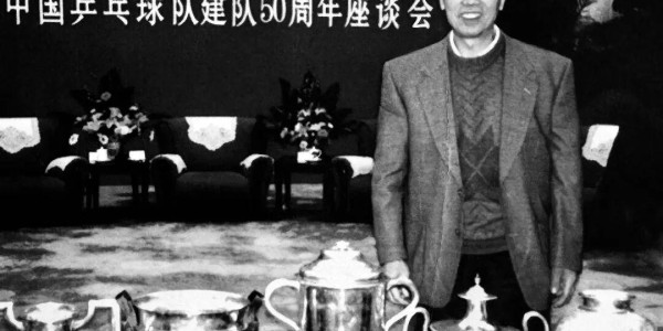 九游娱乐官方入口-庄家富同志逝世