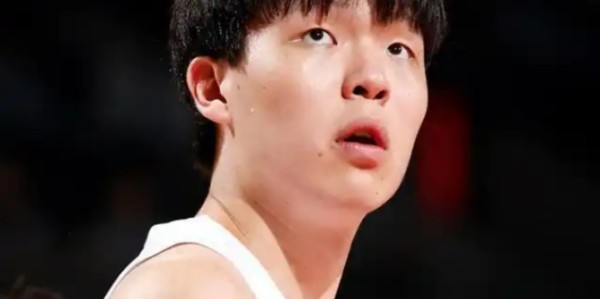 九游娱乐官方入口-G联赛季后赛：杨瀚森仅6+5+2帽躺赢 混音黑七险胜船长进次轮