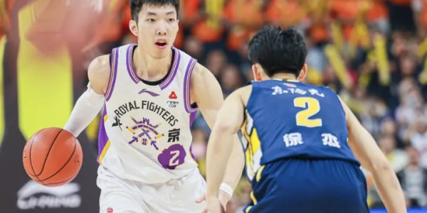 九游娱乐官方入口-3号状态回暖，2号又迷失了！8中2+4失误，被四川19岁菜鸟打爆了