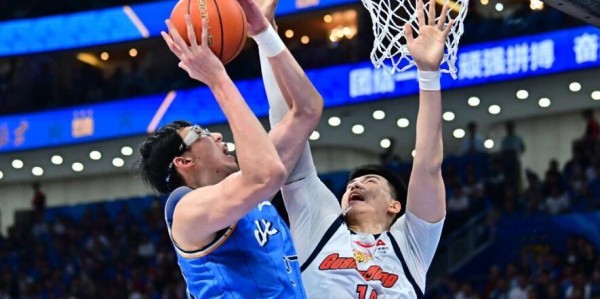 九游娱乐app下载-北京男篮88-73战胜广东晋级四强，半决赛对阵上海 杜锋直言没遗憾